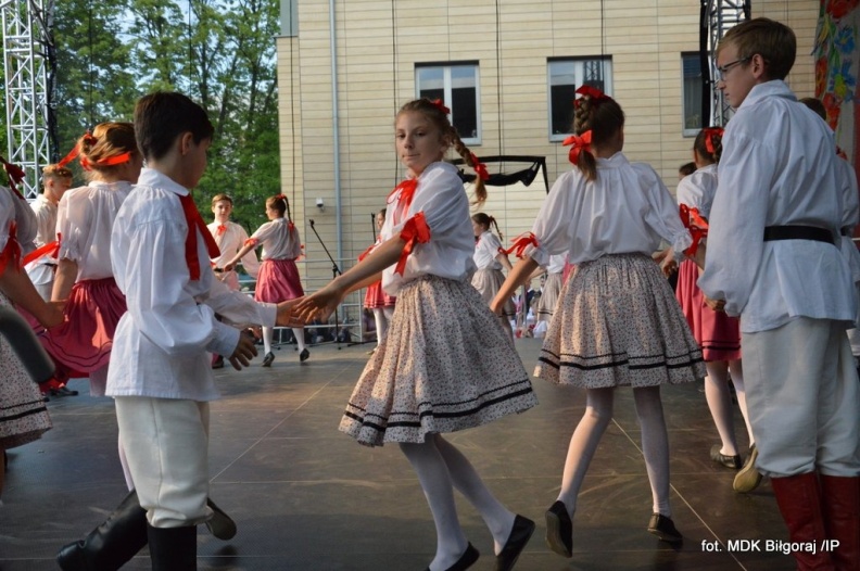 096-koncert-wychowankow-mdk-jubileusz-25lat-06-2015-zdjecia-156