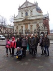 Uczestnicy wycieczki do Krakowa przed kościołem św. Piotra i Pawła